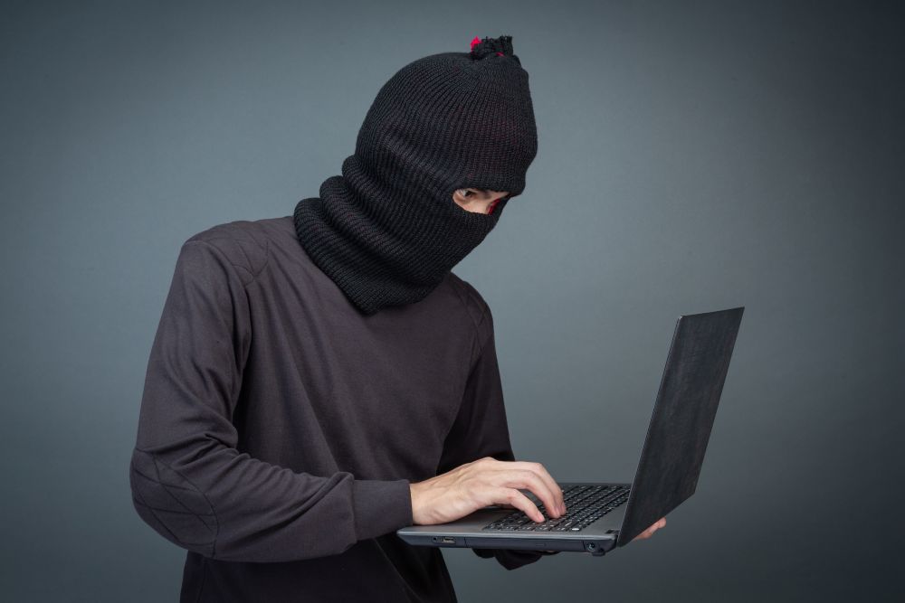 How to Spot and Avoid Fake Login Pages: Protect Yourself from Phishing Scams